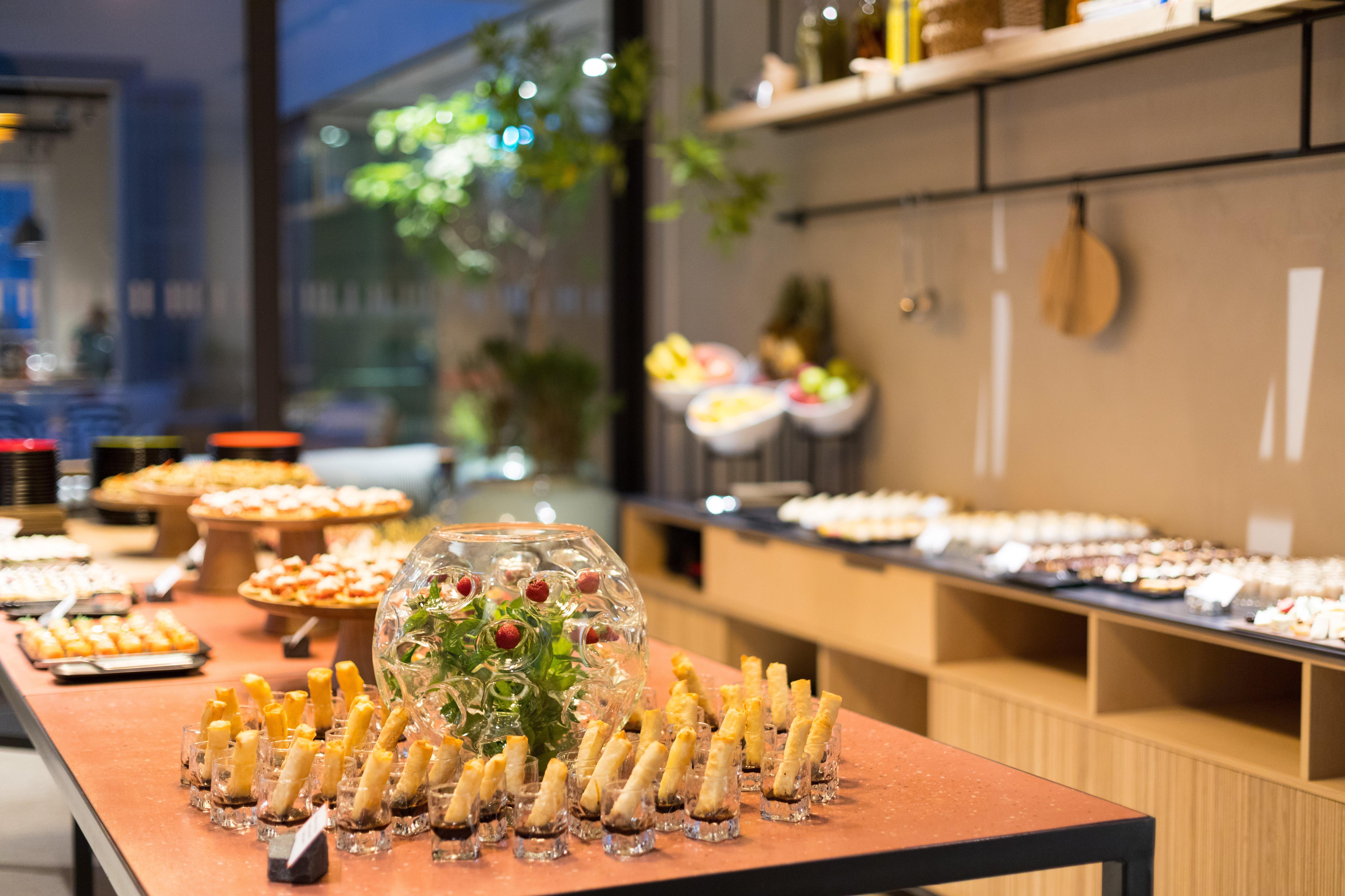 Hotel Indigo Larnaca By Ihg-Adults Only Exterior foto
